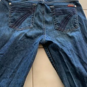 Size 28 seven jeans